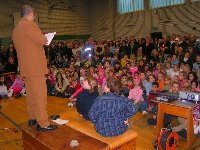 Eine Rede vor dem gespannten Publikum Eine Rede vor dem gespannten Publikum